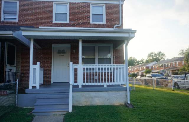 1900 Ewald Ave photos photos