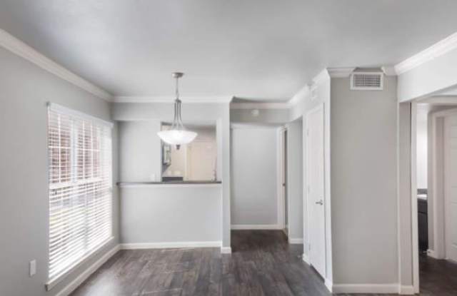 1264 Broadmoor Dr Gallery 3