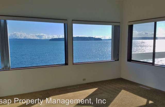 7951 Beach Drive E Gallery 4