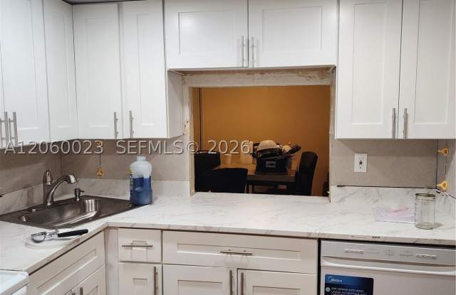 5975 NW 25th St photos photos