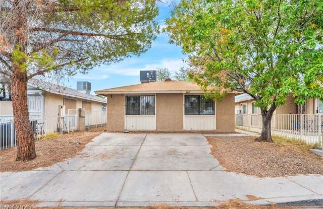 4465 HALBERT Avenue photos photos