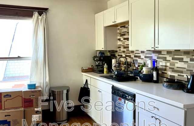 369 South Winooski Avenue - 2 photos photos
