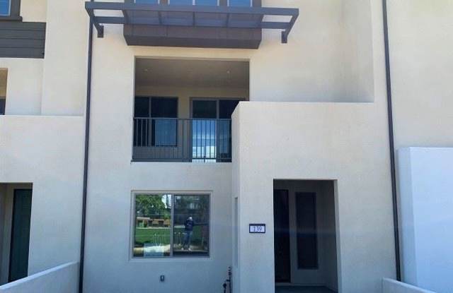 139 Episode - 139 Episode, Irvine, CA 92618