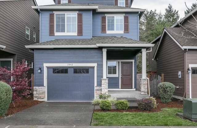 4 bedroom 2.5 bathroom home - 2942 Southeast Marston Avenue, Hillsboro, OR 97123
