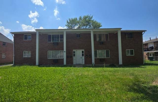 871 KINGSFORD RD photos photos