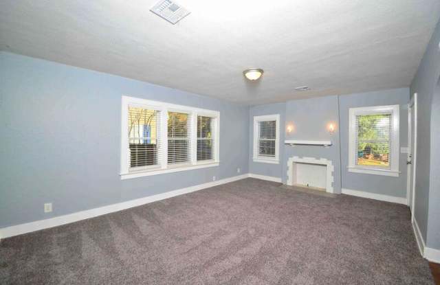 952 South Darlington Avenue Gallery 4