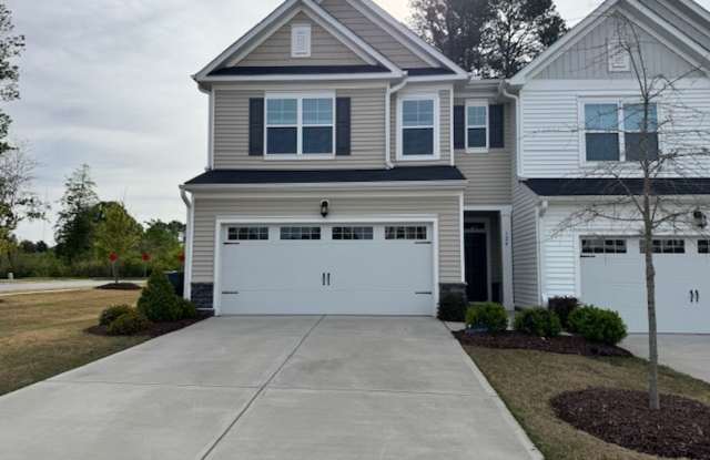 End-Unit Gem Near White Oak Crossing – Style, Space & Convenience! photos photos