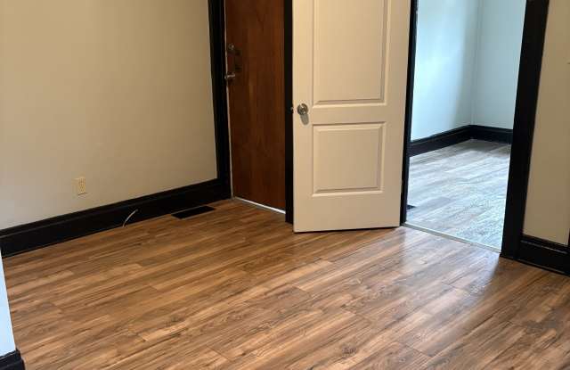 467 Fargo AvenueUnit 1 (lower Front) - 467 Fargo Avenue, Buffalo, NY 14213