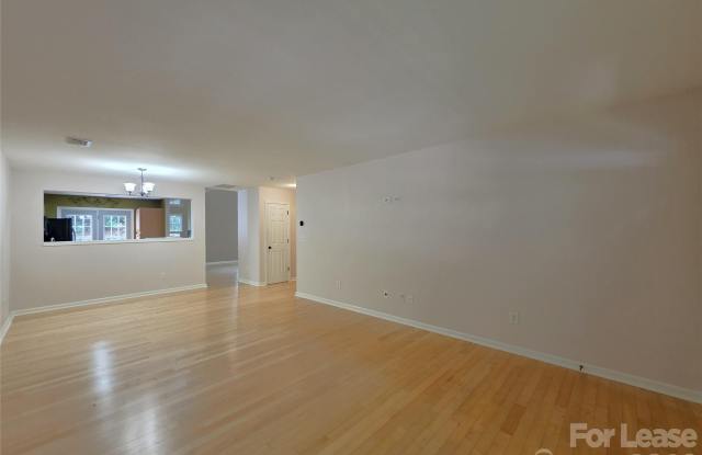 360 Tidmarsh Court NW Gallery 3