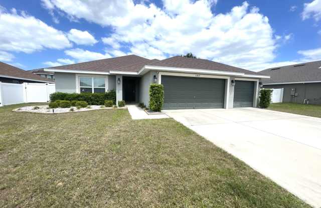 Amazing 3 Bed/2Bath/3 Car Garage Home in Hudson! photos photos Amazing 3 Bed/2Bath/3 Car Garage Home in Hudson! photos photos