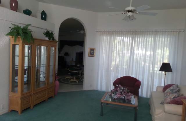 8557 Danbury Ln Gallery 2
