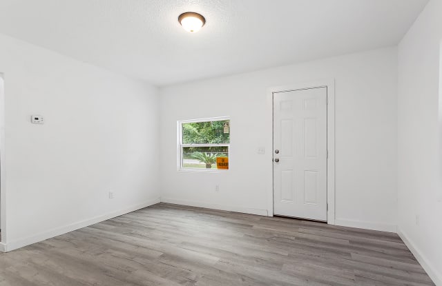 2942 Nile Drive Gallery 2