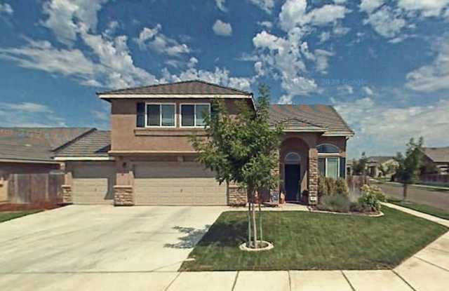 Spacious North Turlock Home with 4 bedrooms and 3-Car Garage! photos photos
