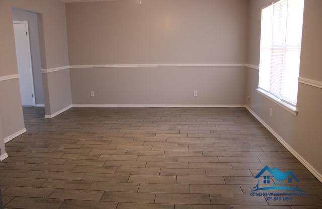 3 Bedroom/ 2 Bathroom by Lake View High School Gallery 3