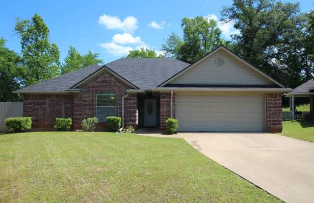 Lease Take Over! Stunning 3 Bed 2 Bath Home in Tyler, TX! photos photos