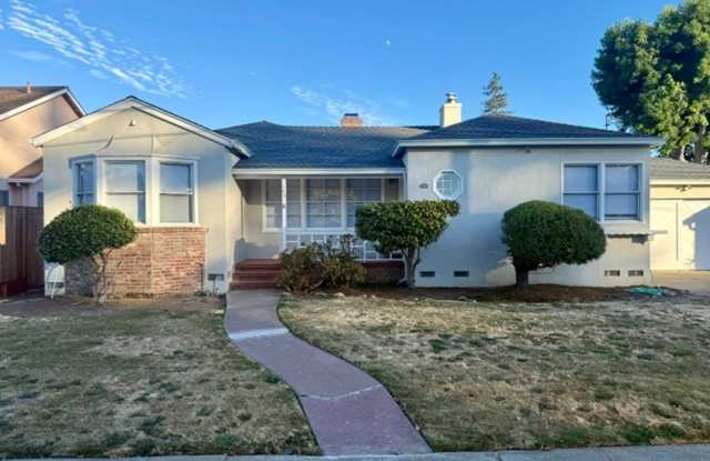 Walk to Trader Joe’s & Hillsdale! San Mateo Gem with Sprawling Backyard photos photos Walk to Trader Joe’s & Hillsdale! San Mateo Gem with Sprawling Backyard photos photos