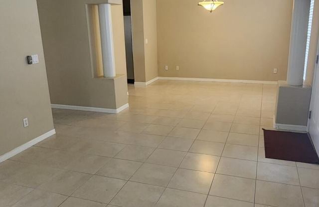 3800 Sunbeam Court Gallery 3