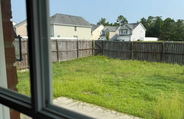 Beautiful 3-bed/2-bath home in Griffin Park community Gallery 4