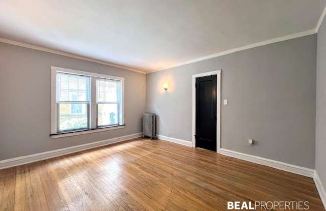 2106 W Ainslie photos photos 2106 W Ainslie photos photos