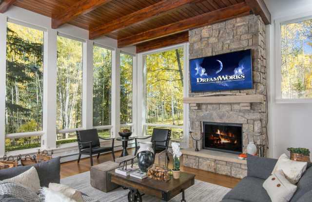 623 Faraway Road photos photos