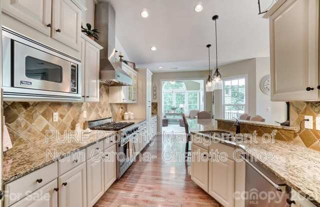 1289 Winged Foot Dr photos photos