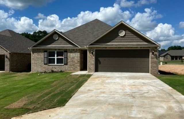 PRE-LEASING! Charming 3-Bedroom, 2-Bath Home in Fairview Haven with Covered Back Porch Gallery 4