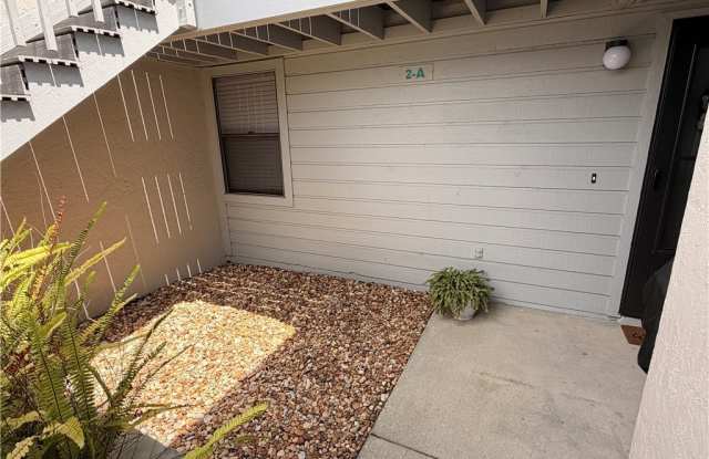 636 E Gilchrist Court Gallery 2