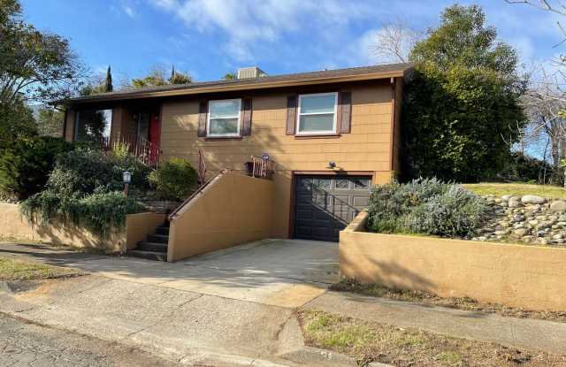 CHARMING 4 BED 2 BATH HOUSE NEAR DOWNTOWN photos photos