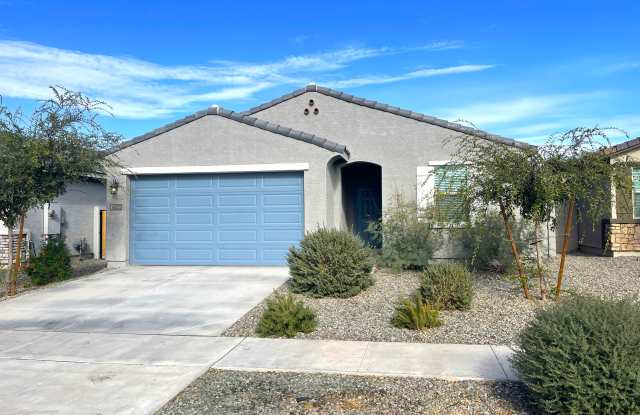 6832 W Trumbull Rd - 6832 West Trumbull Road, Phoenix, AZ 85043