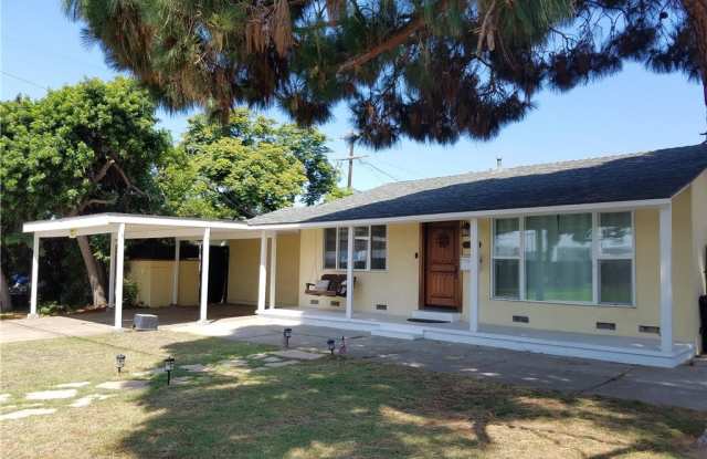 6101 Will Rogers Street Gallery 2