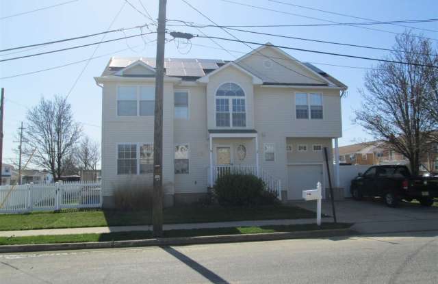 700 N Surrey Ave - 700 North Surrey Avenue, Ventnor City, NJ 08406 700 N Surrey Ave - 700 North Surrey Avenue, Ventnor City, NJ 08406