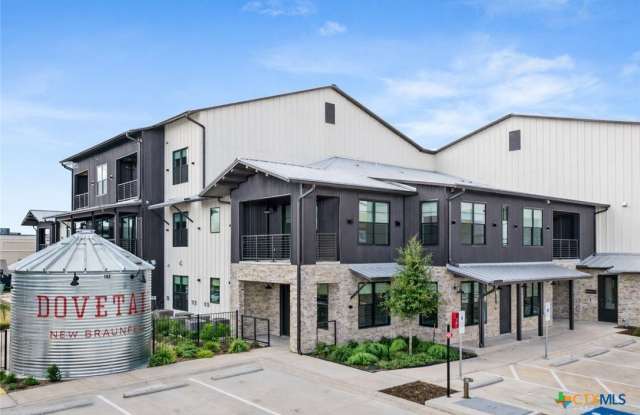 634 Central Parkway photos photos