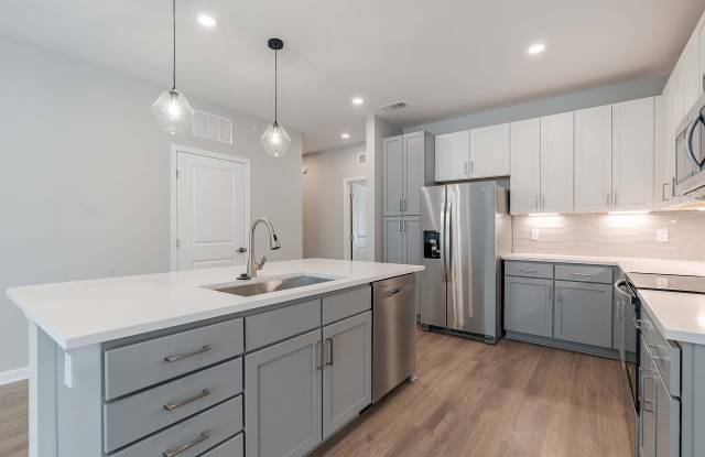 Paxton Place Apartments Gallery 3
