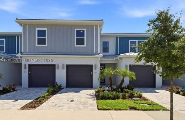7913 SPECTRUM DR Gallery 1