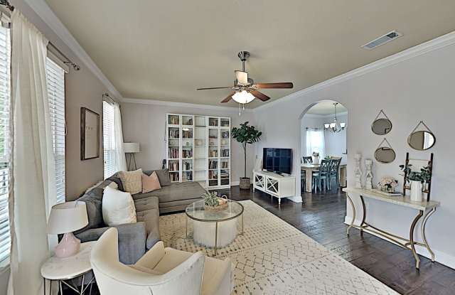 192 Golf Villa Dr Gallery 2