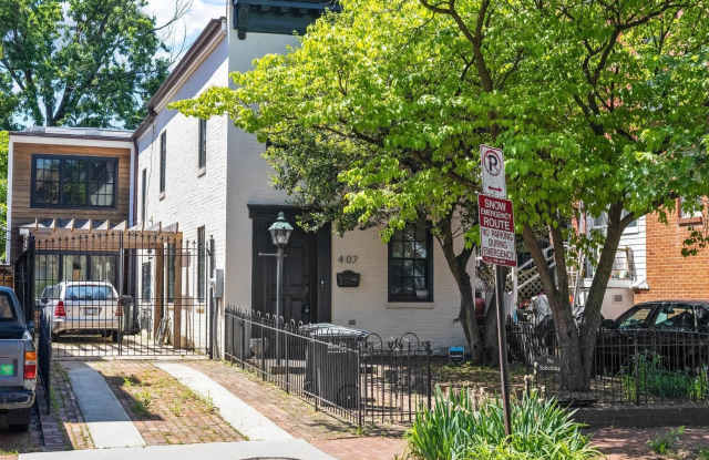 407 INDEPENDENCE AVENUE SE photos photos