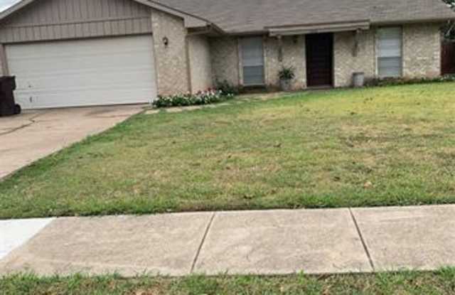 1516 Lorraine Drive - 1516 Lorraine Drive, Plano, TX 75074