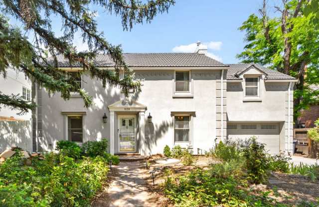 Charming 4BD, 5BA East Denver Home Near 9th & CO photos photos