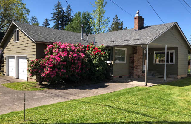 Mid-Century Modern In Garden Home photos photos
