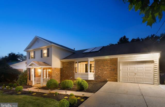 8121 BRIAR CREEK Drive Gallery 2