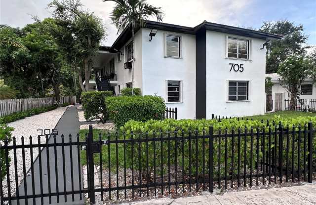 705 NE 92nd St - 705 Northeast 92nd Street, Miami Shores, FL 33138