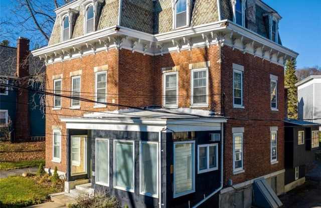 46 Church (Apt A) Street Gallery 1