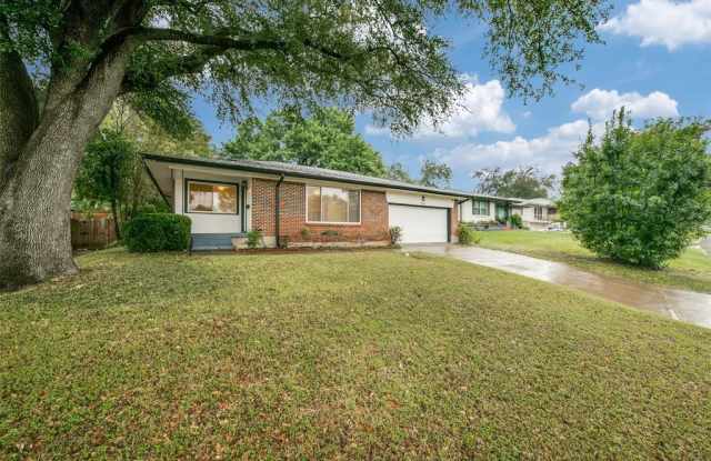 8120 Hunnicut Road - 8120 Hunnicut Road, Dallas, TX 75228