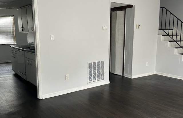 6354 Shannon Parkway - 19B Gallery 2