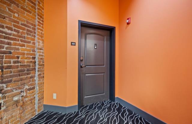 Premier Furnished 2 bedroom Downtown Spokane Condo Gallery 4