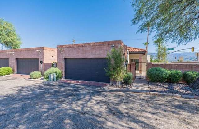 7597 East Camino De Querabi photos photos