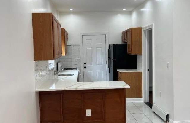 1214 51St St photos photos