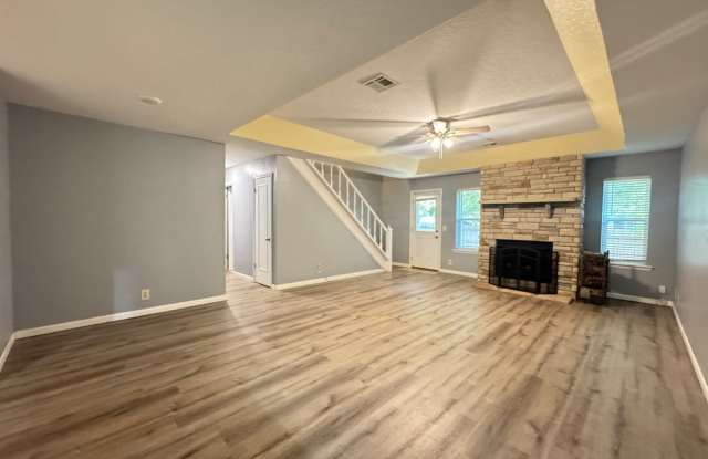 905 Rambling Oaks Drive Gallery 3