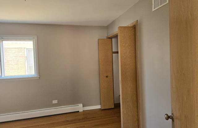 5454 W SCHUBERT Avenue Gallery 4