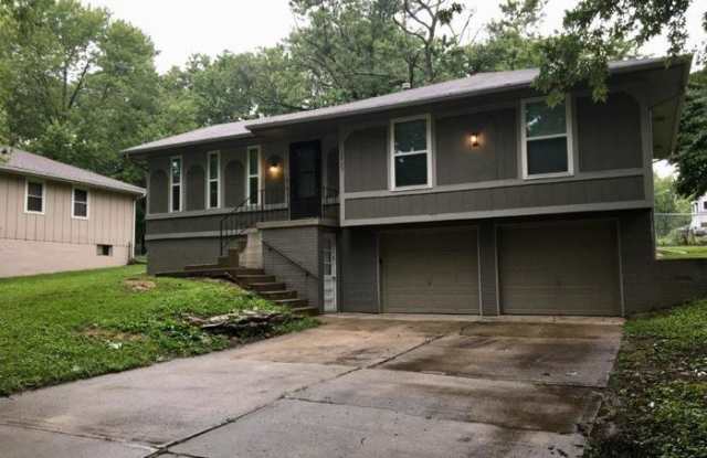 2405 Southwest South Court Gallery 2